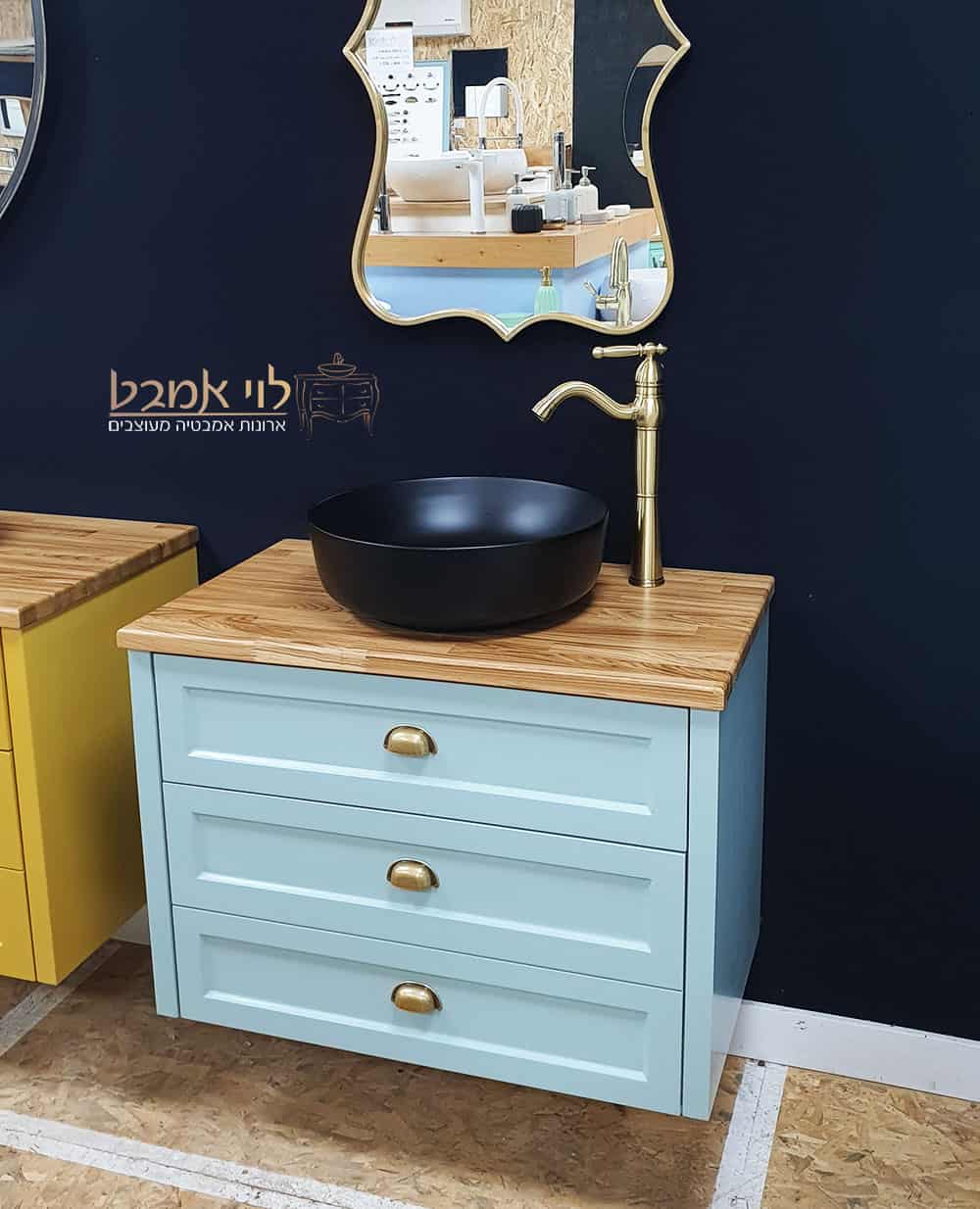 ארונות אמבטיה